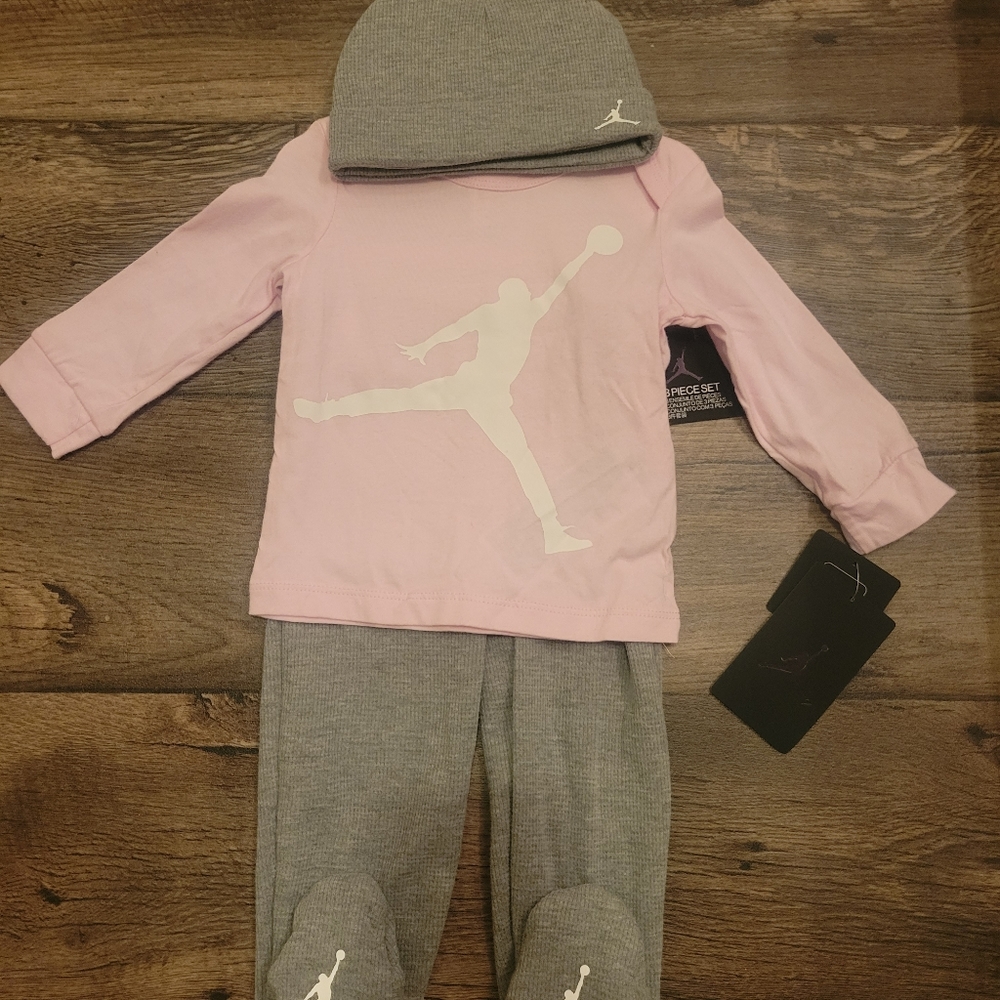 Jordan 3 piece set, infant size 9 months